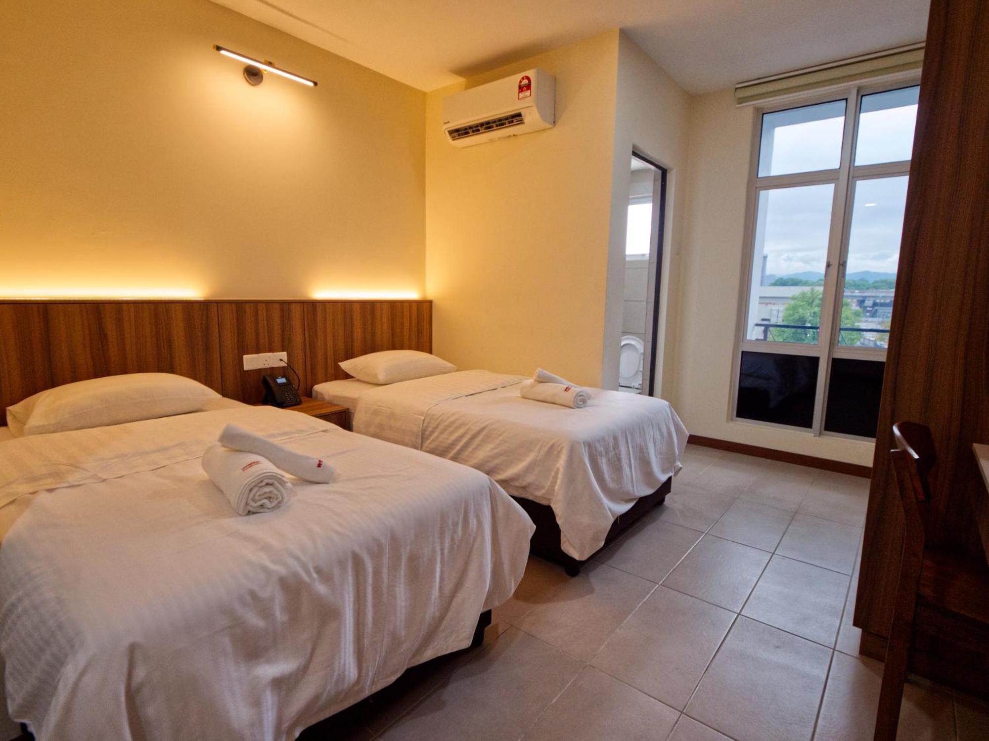 Weiss Hotels Kepong Baru Kampong Jawa Tengah Dış mekan fotoğraf
