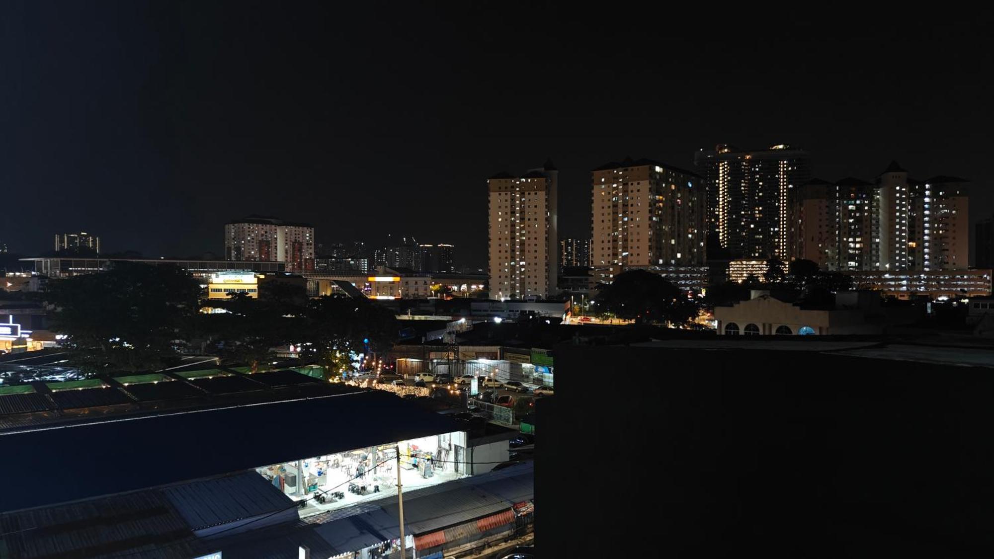 Weiss Hotels Kepong Baru Kampong Jawa Tengah Dış mekan fotoğraf